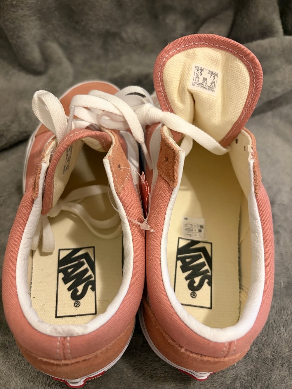 Vans Old Skool Sneakers in Rose Pink and White - Picture 4 of 5